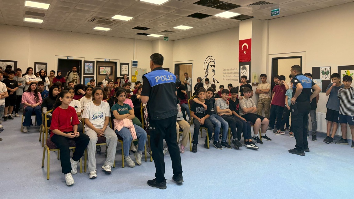 Toplum Destekli Polis Okulumuzda