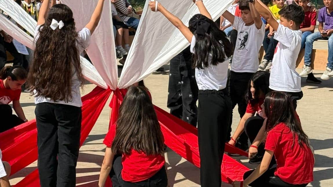 BAĞIMSIZLIK MEŞALESİNİN YAKILDIĞI GÜNÜ COŞKUYLA KUTLADIK